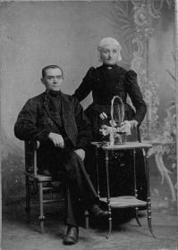 02   Hendrik Geertsma en Sibbeltsje Wijma