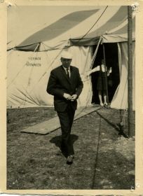 Jan van der Meer   32 1