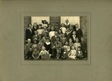 05   Geref. School Hantumhuizen   ca. 1930