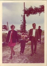 08   Jelle  Loek en Luitzen op Hantumer feest