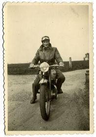 10 0