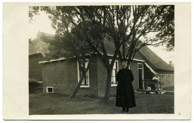01   Berber Wiersma   van der Ploeg voor Bangaweg 12   1945  46