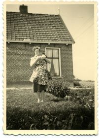 Untitled 03rechtsonder