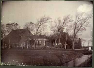 001   Pleats om 1900 hinne