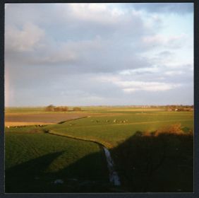 012   Simmer 1980   J  ns sjoen fan  f de daknaald