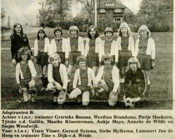 k   vier kampioenen bij dtl jeugd  1979    kopie  3 