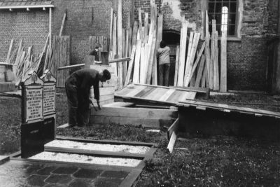 restauratie nicolaaskerk hantum   1974   01