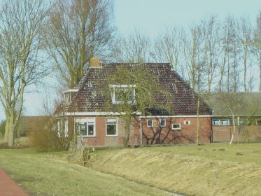 hiw03a