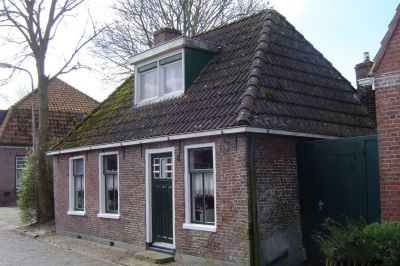 mb06